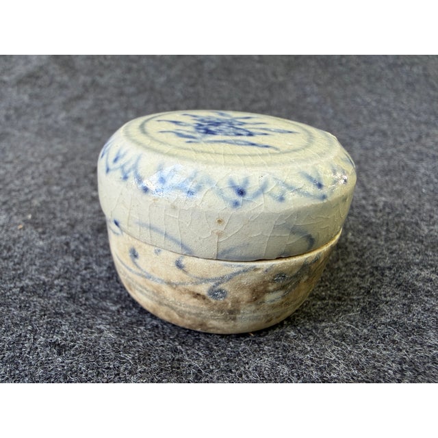 Ceramic Late 15th 16th Century Porcelain Shipwreck Jar Box For Sale - Image 7 of 16