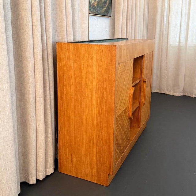 1940s Art Deco Satinwood Lit Dry Bar Music Entertainment System Cabinet For Sale - Image 11 of 13