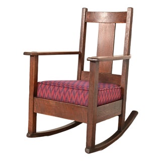 Limbert Antique Mission Oak Arts & Crafts Rocking Chair, Circa 1910 For Sale