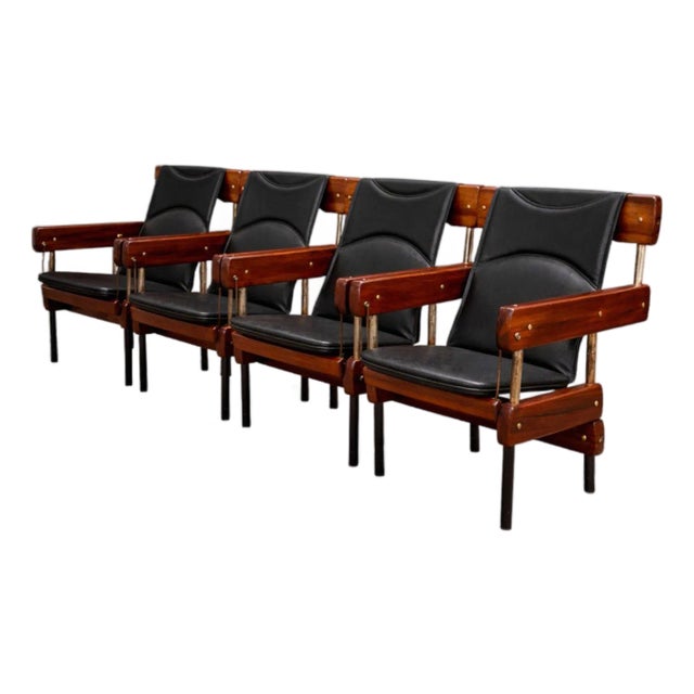 Pair of Double “Longarina” Auditorium Chairs, Sergio Rodrigues, 1965 For Sale
