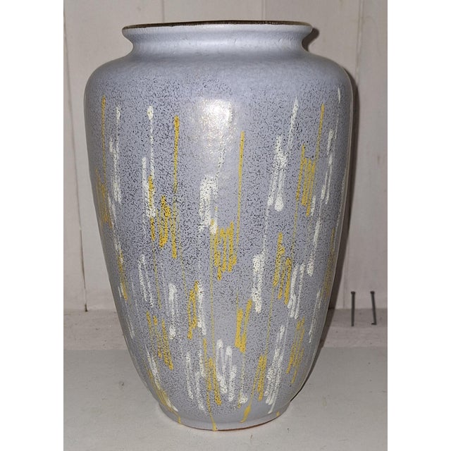 1960s Mid-Century Ceramic Vase from Carstens Tönnieshof, 1960s For Sale - Image 5 of 5