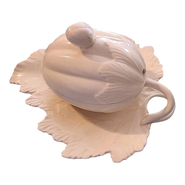 Vintage Wedgwood Etruria Creamware Tureen Melon Covered Soup Dish For Sale