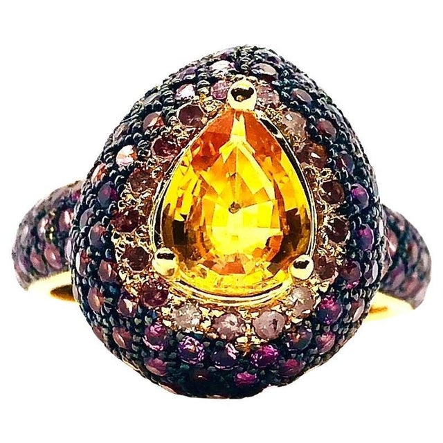 Bochic "Orient" Vintage Fancy Sapphire & Cognac Diamond Ring Set In 18K Gold & Silver For Sale - Image 15 of 18