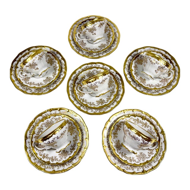 Vintage Weimar Katharina Gold-Gilt Porcelain Tea Trio Set for 6, 18 Pieces For Sale