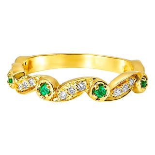 Late 20th Century 14K Yellow Gold Emerald Diamond Ring Eternity Band, Size 7 For Sale