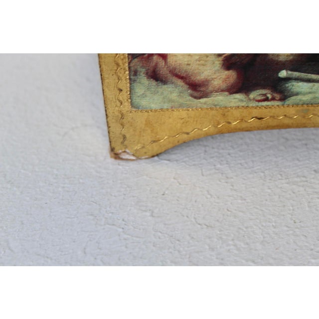 Gold Italian Florentine Gold Gilt Finish Decoupage Cherubs Wastebasket Vintage Mid-Century For Sale - Image 8 of 13