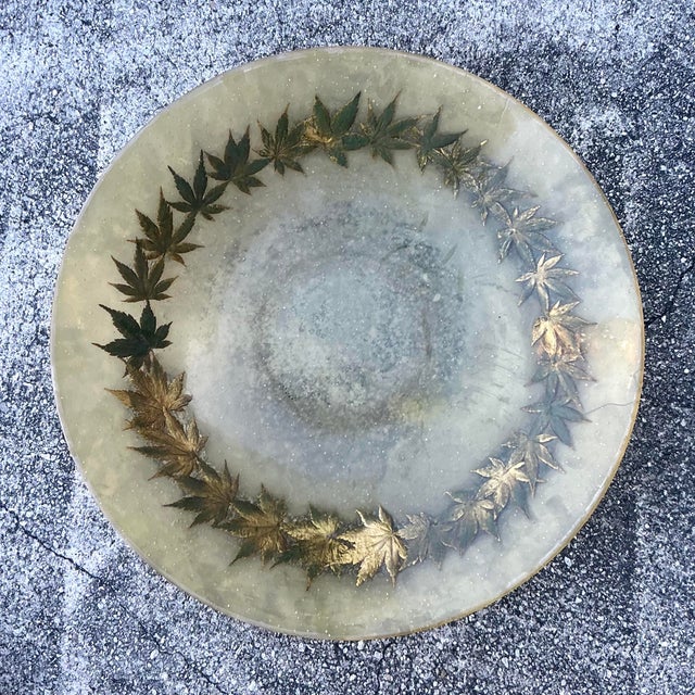 Late 20th Century Vintage Boho Leaf Ring Resin Bowl For Sale - Image 5 of 12