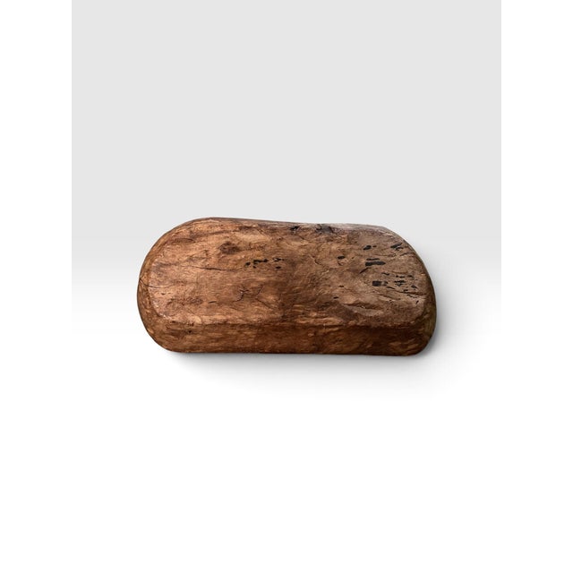 19th-Century Primitive Hand-Hewn Oversized Wooden Dough Bowl Trencher, 35” For Sale In West Palm - Image 6 of 9