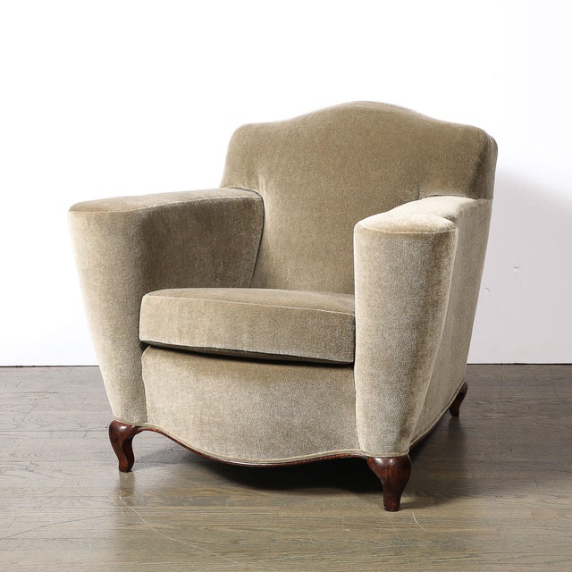 Pair of Art Deco Sinuous Club Chairs in Taupe Mohair & Walnut Supports For Sale - Image 4 of 17