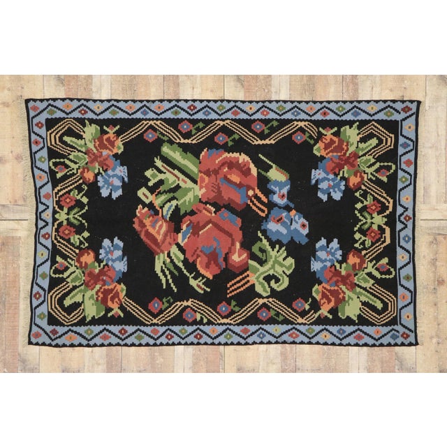 Vintage Turkish Bessarabian Rose Kilim Rug - 05'00 X 07'08