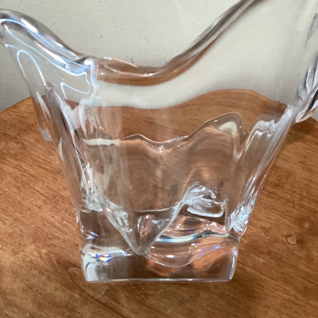 Transparent Mid-Century Modern Handkerchief Art Glass Vase/Centerpiece For Sale - Image 8 of 12