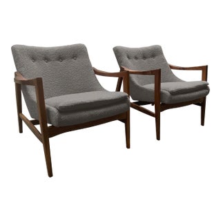 Modern Walnut Mid Century Style Lounge Chairs in Gray Boucle. - Pair For Sale