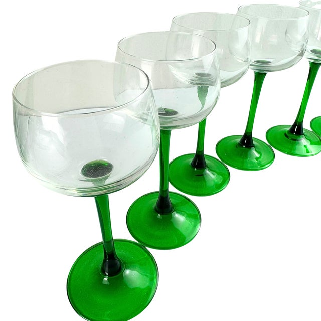 Vintage Luminarc Durand France Emerald Green Stem Small Wine Glasses- Set of 6 For Sale - Image 6 of 7