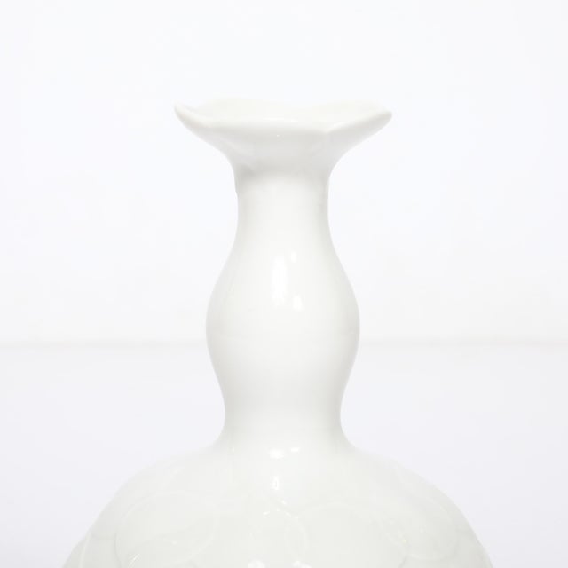 Meissen Porcelain Mid-Century Stylized White Lotus Form Flower Porcelain Vase by Meissen For Sale - Image 4 of 13