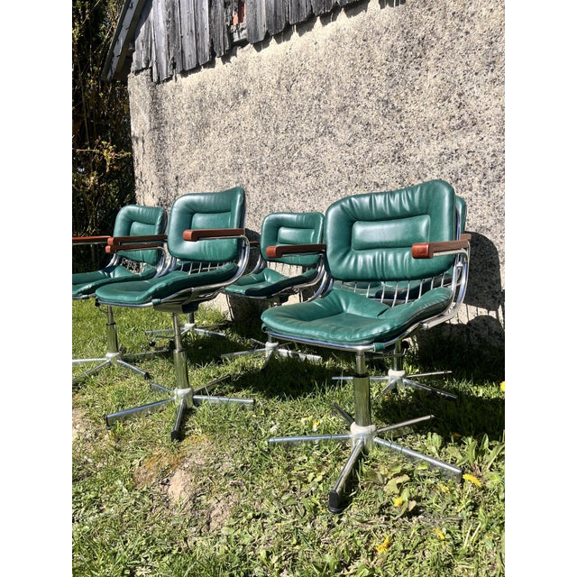 Silver Mid-Century Modern Swivel Wire Chairs with Wooden Armrests, 1970s, Set of 2 For Sale - Image 8 of 18
