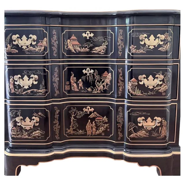 Drexel Heritage Gilt Chinoiserie Black Lacquer Serpentine Chest Dresser by Drexel Et Cetera For Sale - Image 4 of 12