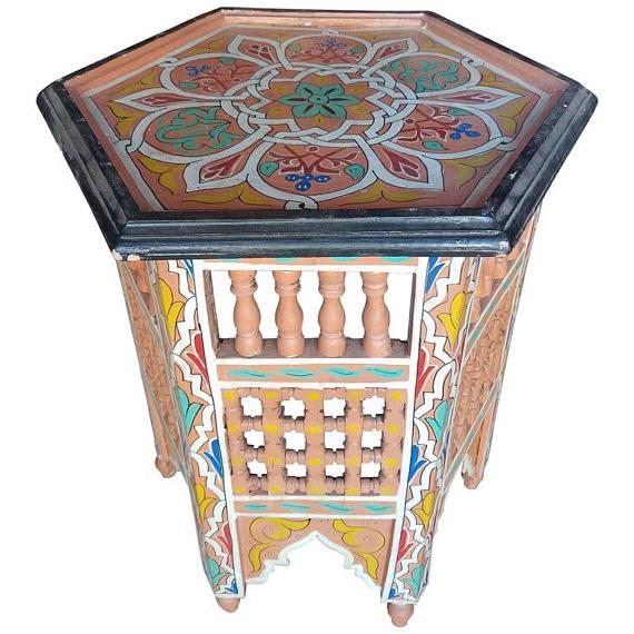 Salmon Color Hexagonal Hand-Painted Table For Sale In Orlando - Image 6 of 6