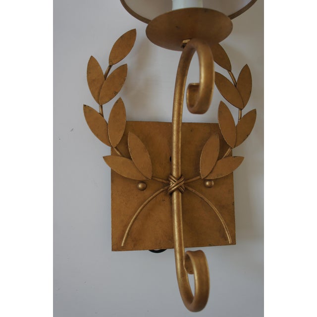 White Julie Neill Gilt Metal Wreath Sconce For Sale - Image 8 of 11