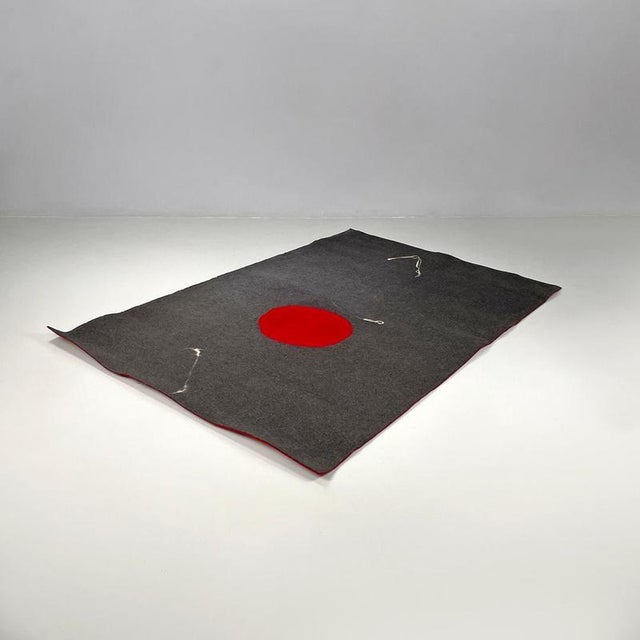 2000 - 2009 Postmodern Italian Rectangular Grey Felt Rug with Red Circle by Riccardo Fattori, 2000s For Sale - Image 5 of 18