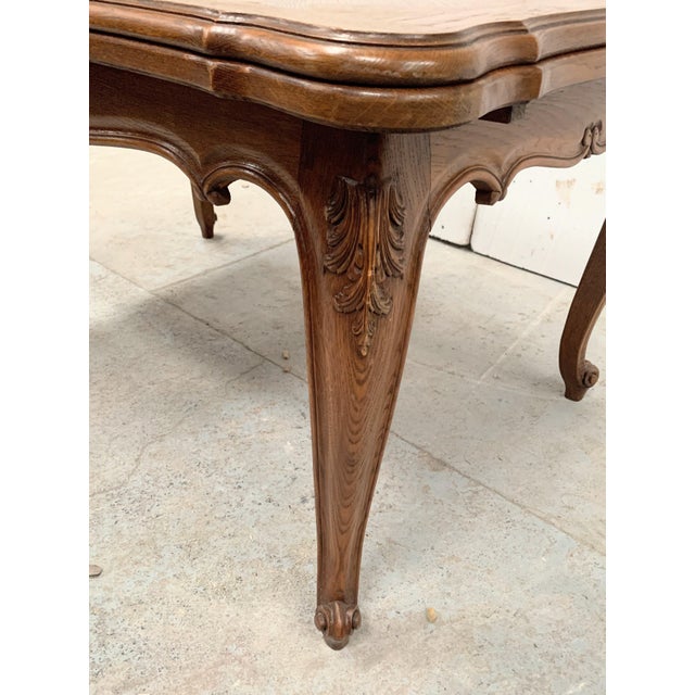 Louis XV Style Table in Oak, 1900s For Sale - Image 4 of 10