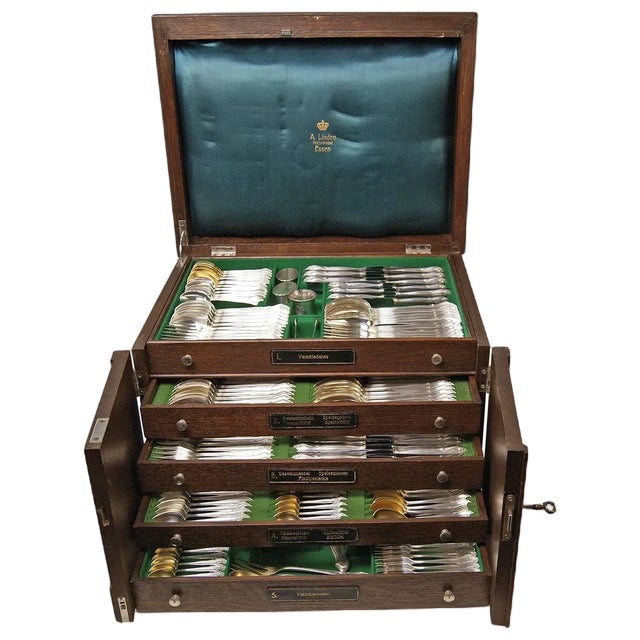 Koch Bergfeld Silver 800 Cutlery Baroque Design 264-Pieces Bremen Germany 1900, 1890s, Set of 264 For Sale