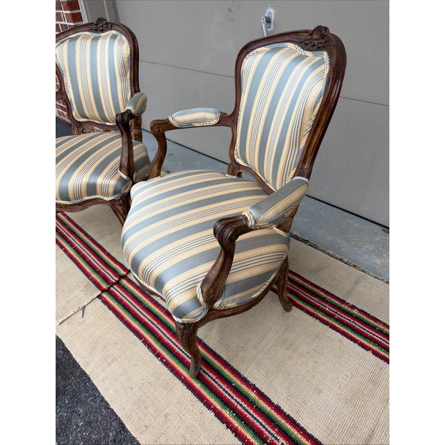 Pair of 18th Century French Louis XV Walnut Fauteuils, Carved Provincial Armchairs For Sale - Image 15 of 18