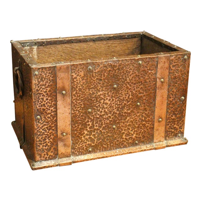 Circa 1880-1920 English Arts & Crafts Copper Clad Kindling Bin For Sale