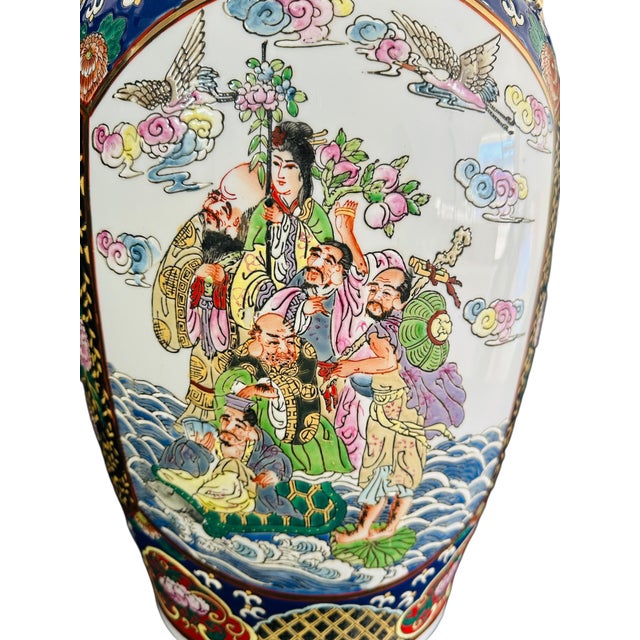 1970s Vibrant Vintage 1970s Chinese Famille Rose Medallion Floor Vase | Chinoiserie Grand Decor With Foo Dog Handles For Sale - Image 5 of 15