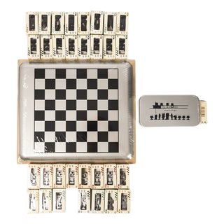 El Ajedrez Chess Game by Javier Mariscal for Akaba, Spain, 1992 For Sale
