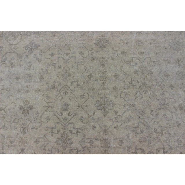 Gray Large Transitional Rug With All-Over Design in Tan, Gray, Silver, Light Taupe For Sale - Image 8 of 13