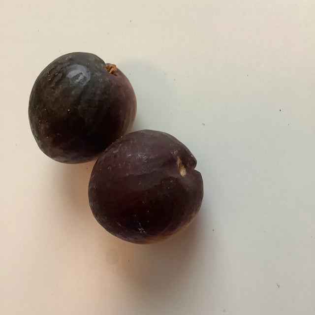 Early 20th Century Italian Alabaster Stone Red Plums - a Pair For Sale - Image 9 of 12