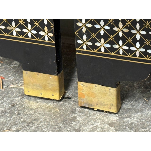 Chinese Mother-of-Pearl “Hundred Antiques” Six Panel Screen For Sale - Image 10 of 12