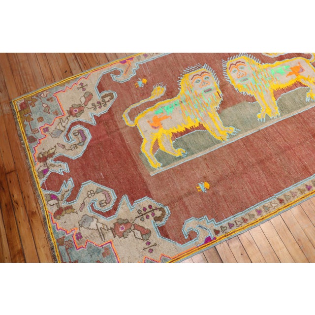 Folk Art Mid 20th Century Colorful Lion Pictorial Turkish Accent Rug For Sale - Image 3 of 18