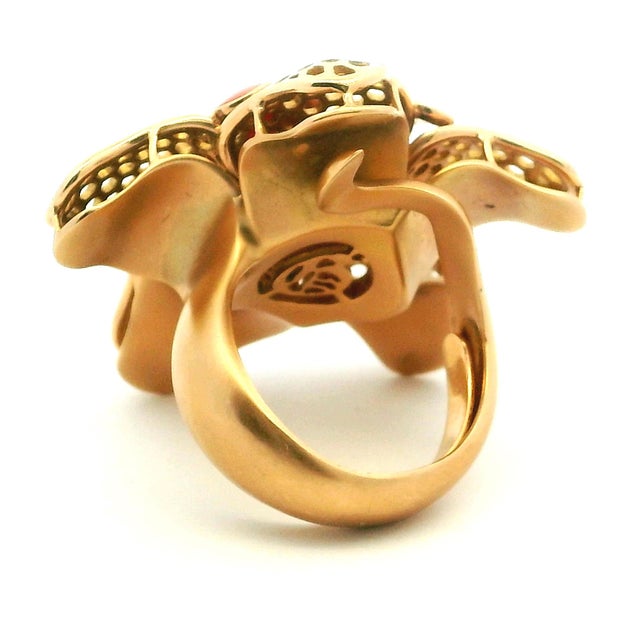 1970s Italian 18k Gold Coral & Diamond Flower Statement Ring, Size 8 For Sale In Miami - Image 6 of 14