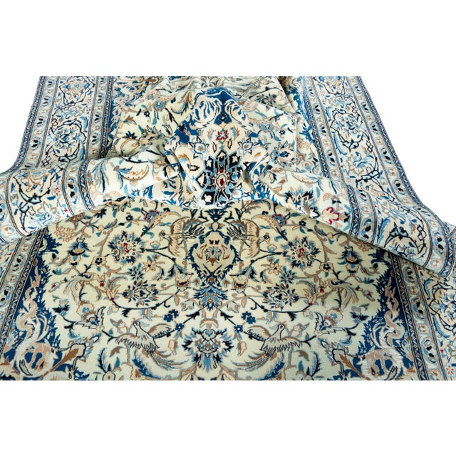 Hand-Knotted Oriental Rug in Silk For Sale - Image 11 of 13