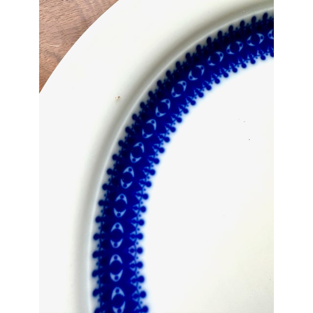 Thomas Mid Century Modern Thomas Germany 10” Lisette Dinner Plates Set of 6 – Cobalt Blue Porcelain Atomic Design 1950s 1960s For Sale - Image 4 of 15
