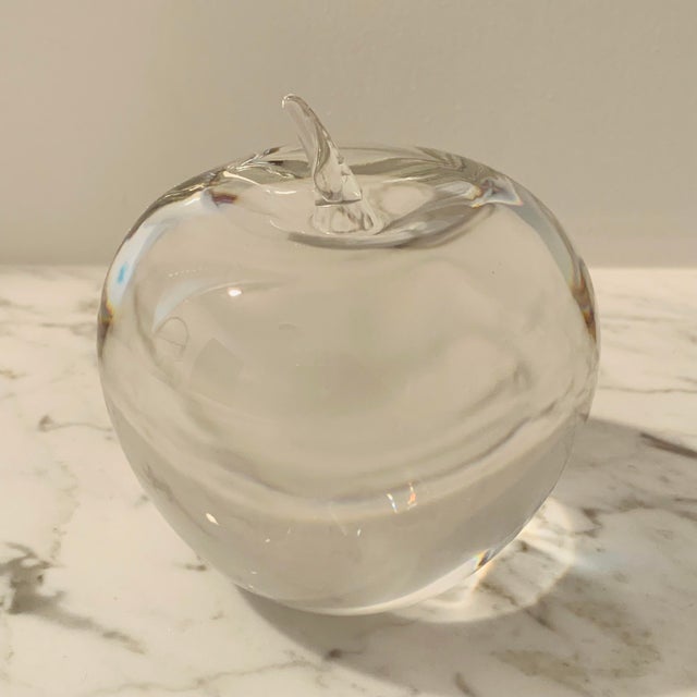 Mid-Century Modern Vintage Tiffany & Co. Crystal Apple Paper Weight For Sale - Image 3 of 7