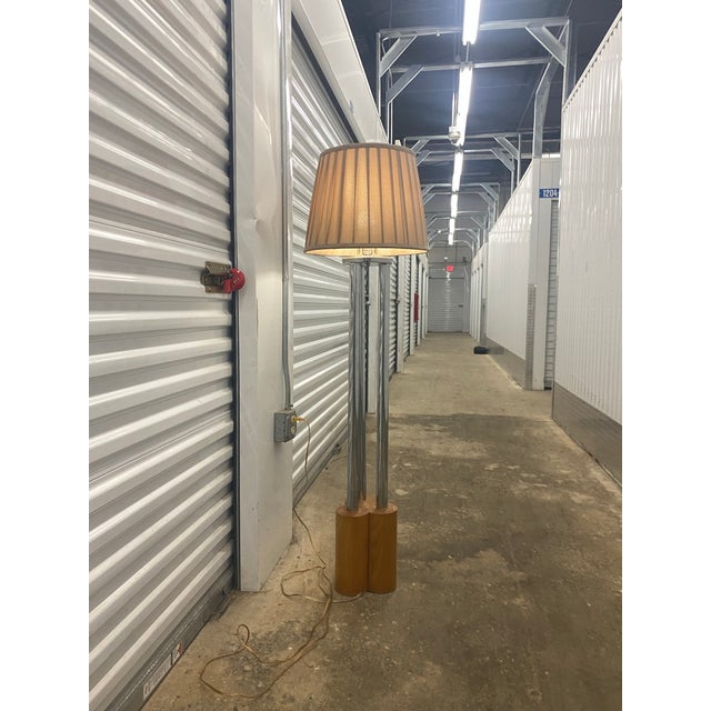 1970s Mid Century Modern Floor Lamp . For Sale - Image 11 of 13
