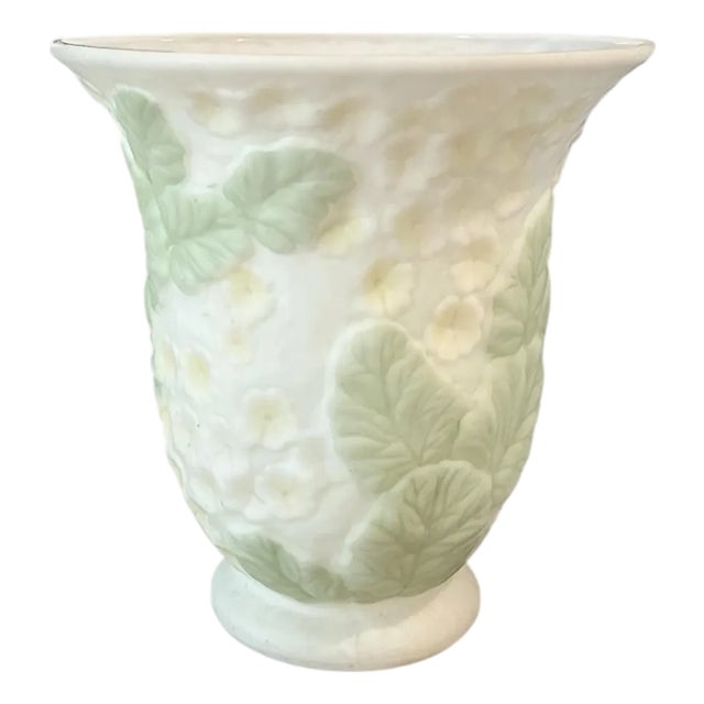 Vintage Phoenix Consolidated Attrib. Art Glass Hydrangea Flowers Vase For Sale