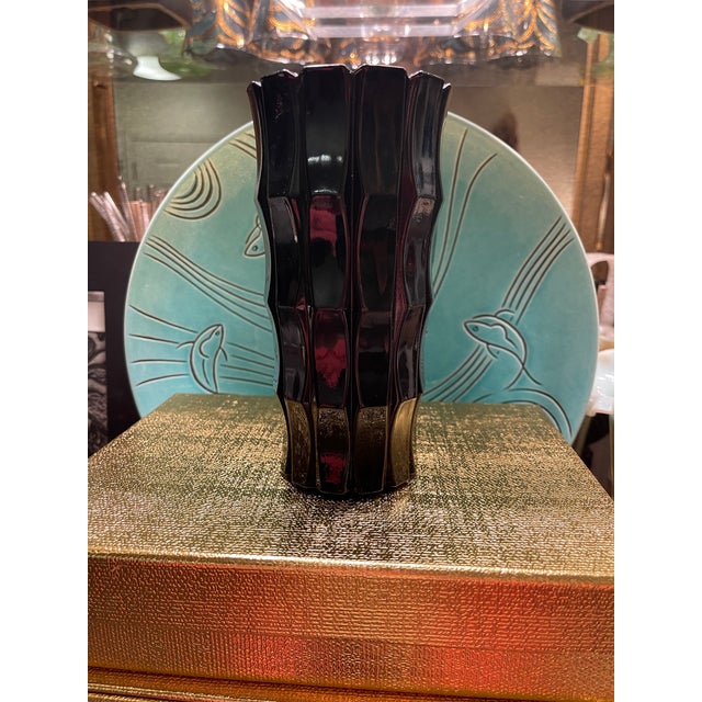 Black Amethyst Fluted Deco Nod to Brutalist Vintage “ Bamboo” Vase For Sale In Sacramento - Image 6 of 6