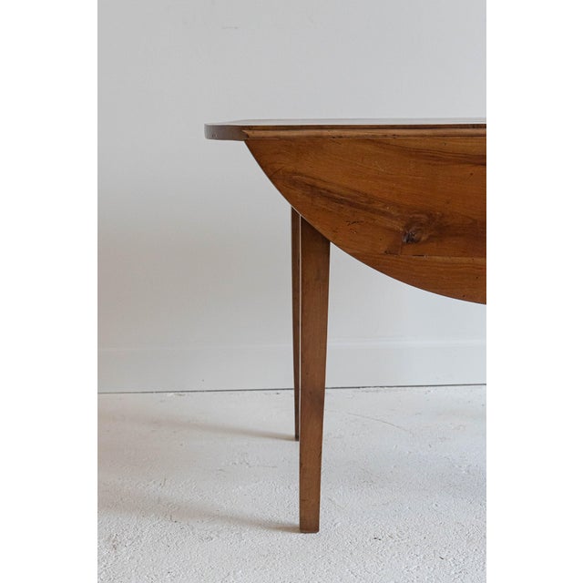 19th Century 19th Century Oval Walnut Dropleaf Table For Sale - Image 5 of 9