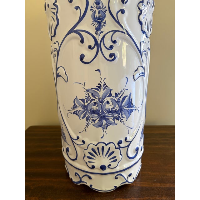 1980s Vintage Portuguese Blue and White Porcelain Umbrella Stand For Sale - Image 5 of 9