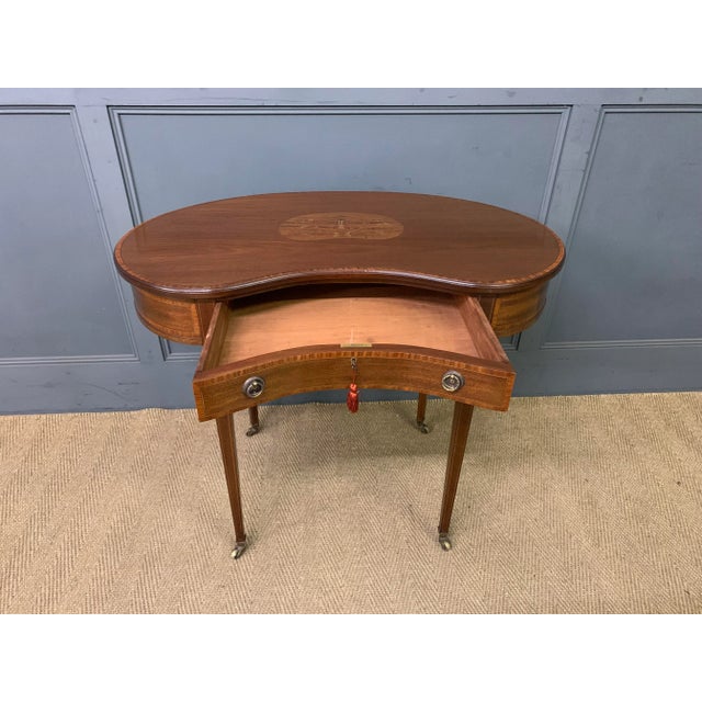 Wood Kidney-Shaped Inlaid Mahogany Table, 1900s For Sale - Image 7 of 14