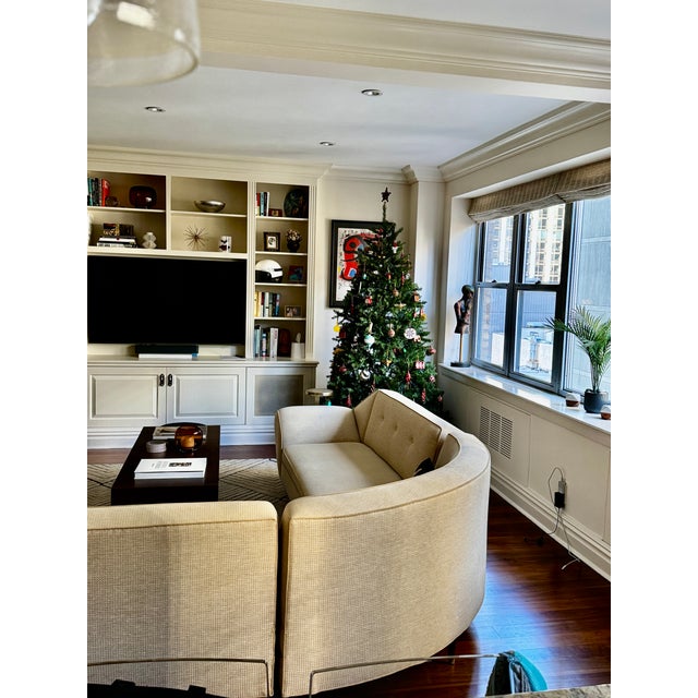 1960s Sculptural Mid-Century Curved Sectional Sofa – Reupholstered & Rare For Sale - Image 17 of 18