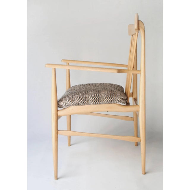 Mid-Century Modern Beige Beechwood Armchair, United States, 1950 For Sale - Image 4 of 7