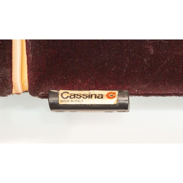 Two-Seater Sofa in Burgundy Velvet by Mario Bellini for Cassina, 1970s For Sale - Image 13 of 16