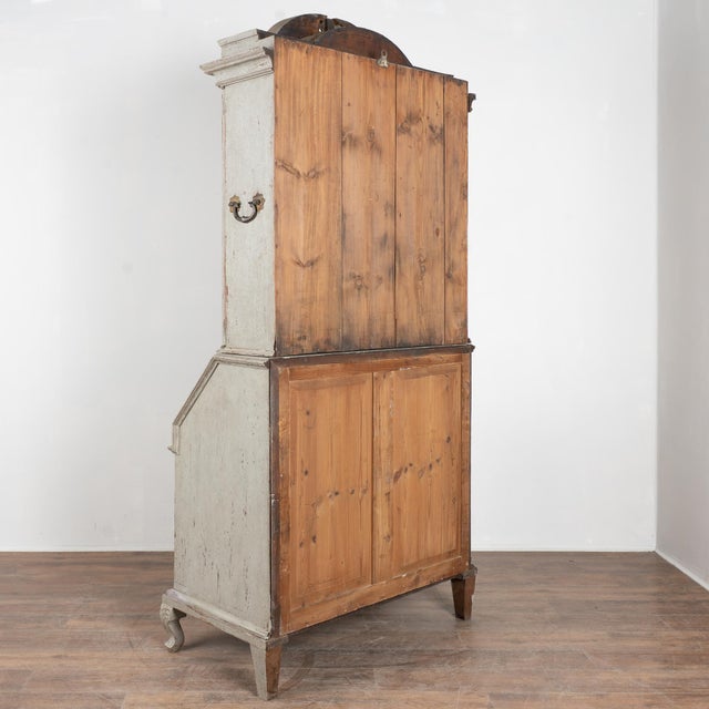 18th Century Swedish Gray Painted Oak Secretary Bureau For Sale - Image 11 of 11