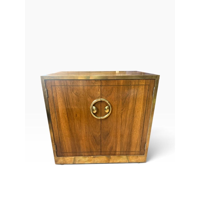 Mastercraft Vintage Mastercraft Grand Rapids Brass-Banded Walnut Nightstand / End Table, 1970s For Sale - Image 4 of 15