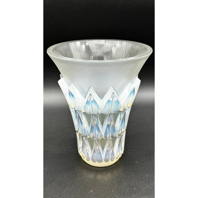 Leaf Vase by René Lalique for Lalique, 1932 For Sale - Image 10 of 10