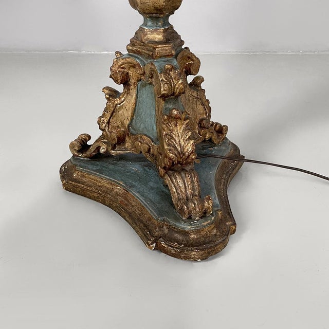 Italian Wood Floor Lamp with Gold Leaf and Light Blue Lacquer, 1940s For Sale - Image 14 of 18